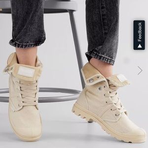 Brand new! Palladium canvas boots Sahara womens 9